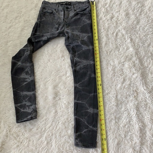 Express black grey jeans denim women’s size 2 - Picture 9 of 9